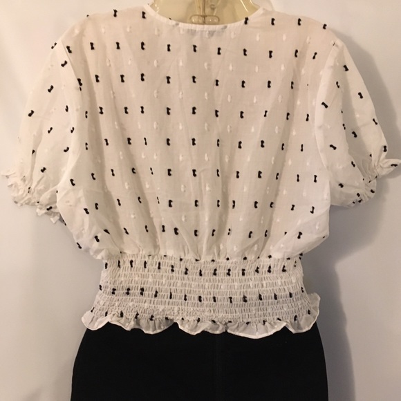 NWOT🌟Darling Oliviaceous Top - Picture 5 of 14